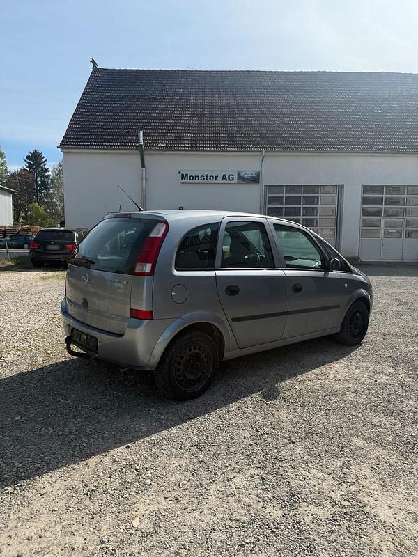 Gebraucht Opel Meriva 105 PS (77 kW) 2004 Silber Van / Kleinbus