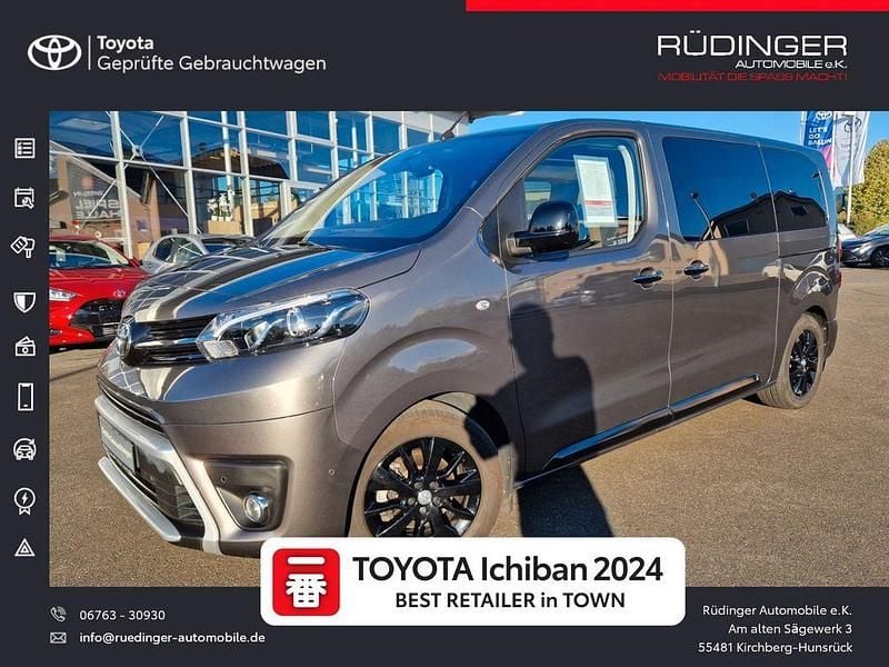 Grau Gebraucht 2023 Toyota Proace Verso Executive Kombi | 45.490 € (Teuer) - Bild 1/3