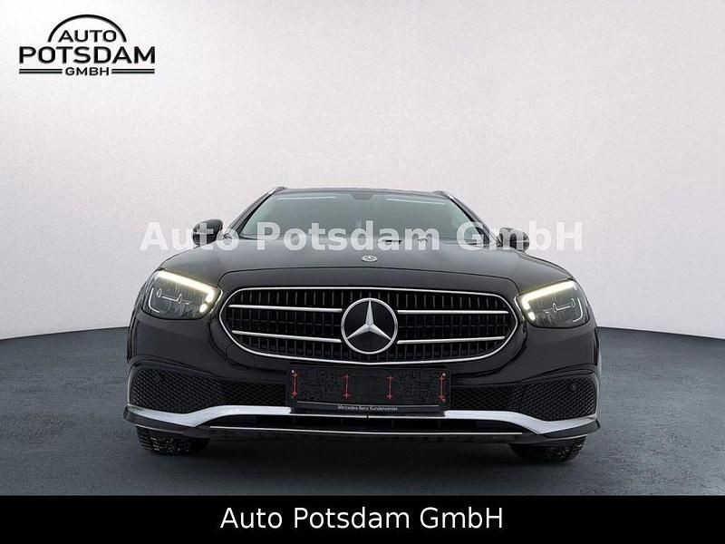 Gebraucht Mercedes E300 194 PS (142 kW) 2020 Schwarz Kombi