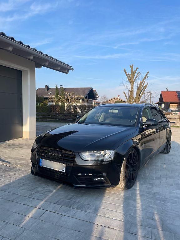Gebraucht Audi A4 Ambiente 245 PS (180 kW) 2012 Schwarz Kombi