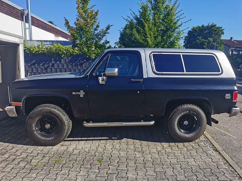 Schwarz Gebraucht 1989 Chevrolet Blazer SUV | 14.000 € - Bild 1/4
