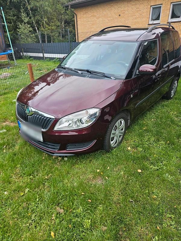 Rot Gebraucht 2010 Skoda Roomster Van / Kleinbus | 3.000 € (Guter Preis) - Bild 1/4