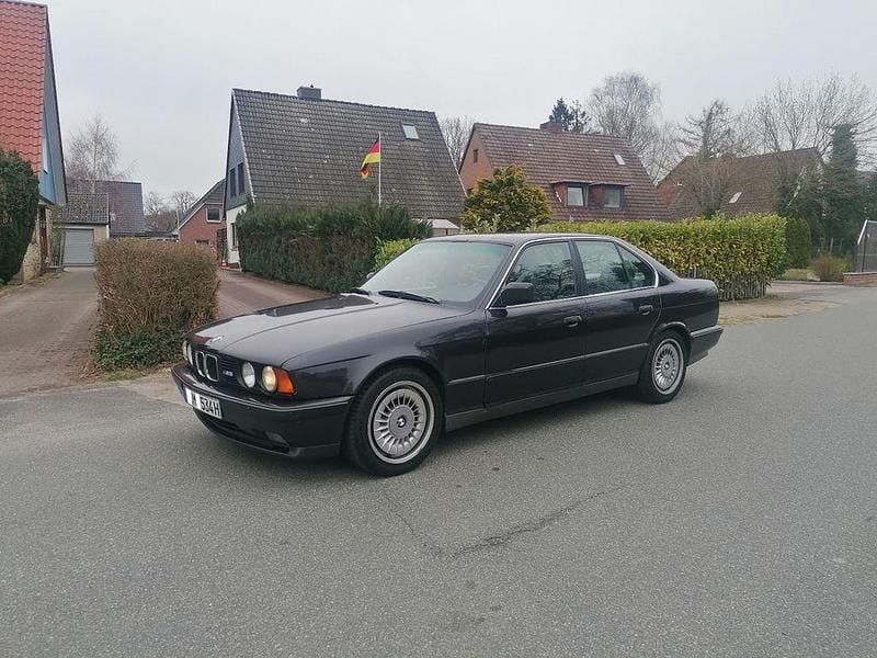 Gebraucht BMW M5 Performance 315 PS (231 kW) 1990 Macaoblau Limousine