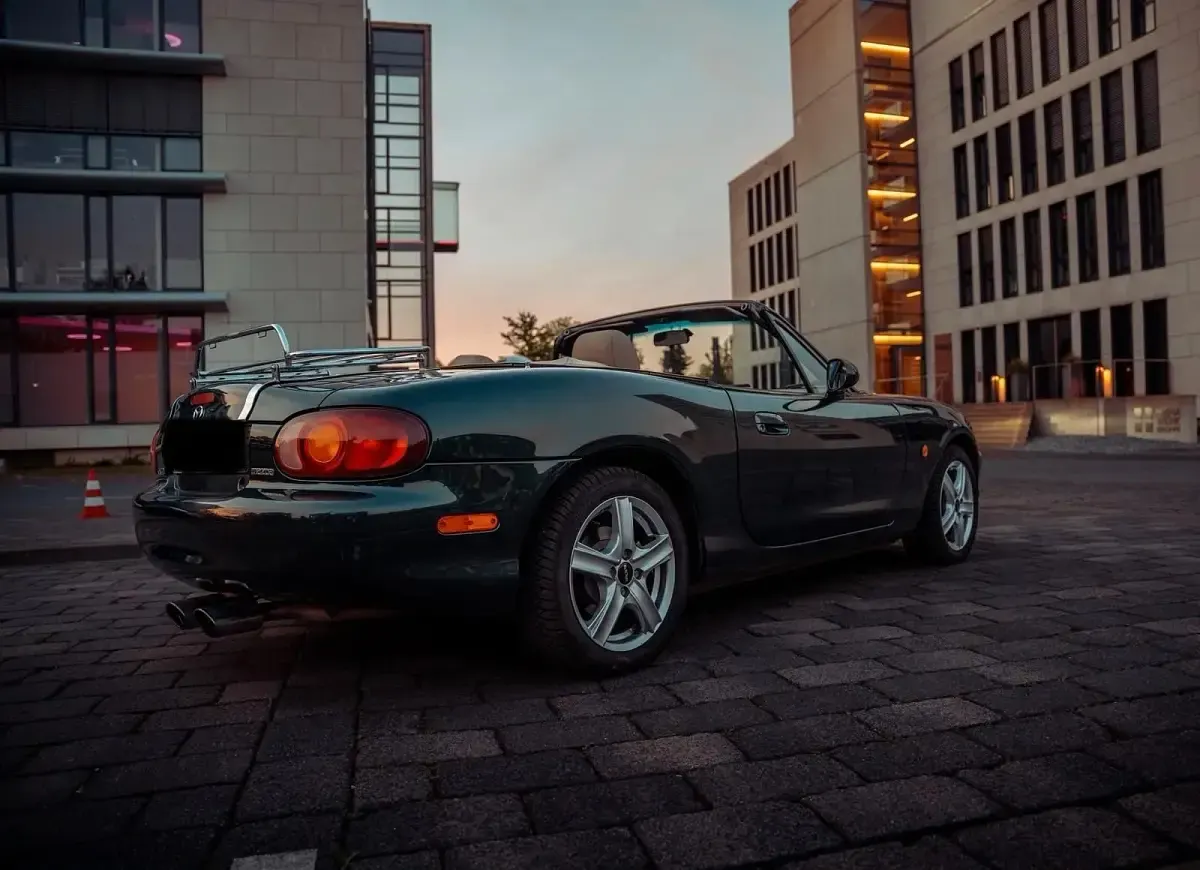 Gebraucht Mazda MX5 140 PS (102 kW) 2000 Grün Cabrio