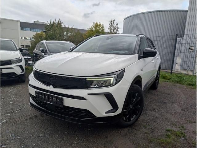 Weiß Gebraucht 2022 Opel Grandland X GS Line SUV | 18.450 € (Etwas zu teuer) - Bild 1/4