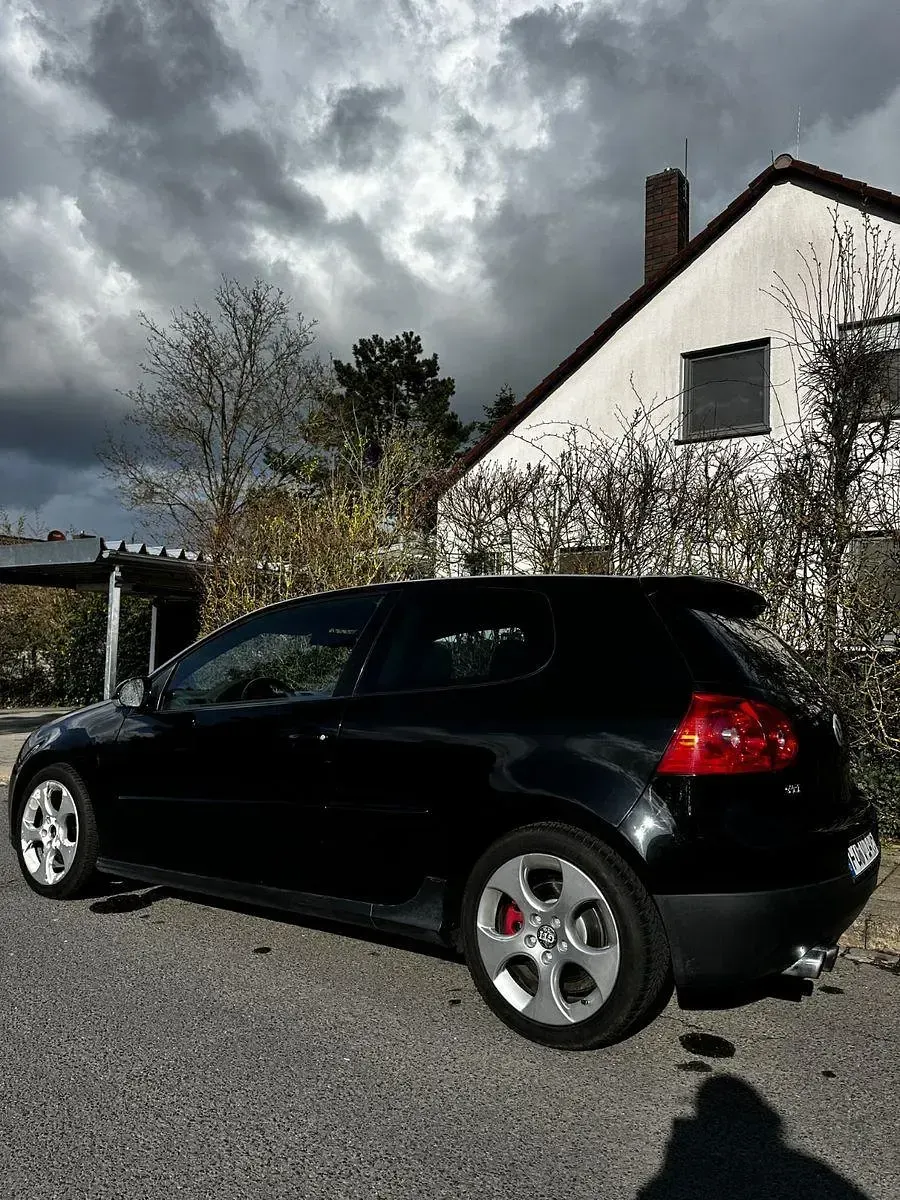 Gebraucht VW Golf IV GTI 200 PS (147 kW) 2005 Schwarz Kleinwagen