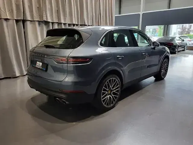 Gebraucht Porsche Cayenne S Sport 441 PS (324 kW) 2018 Biskayablau SUV