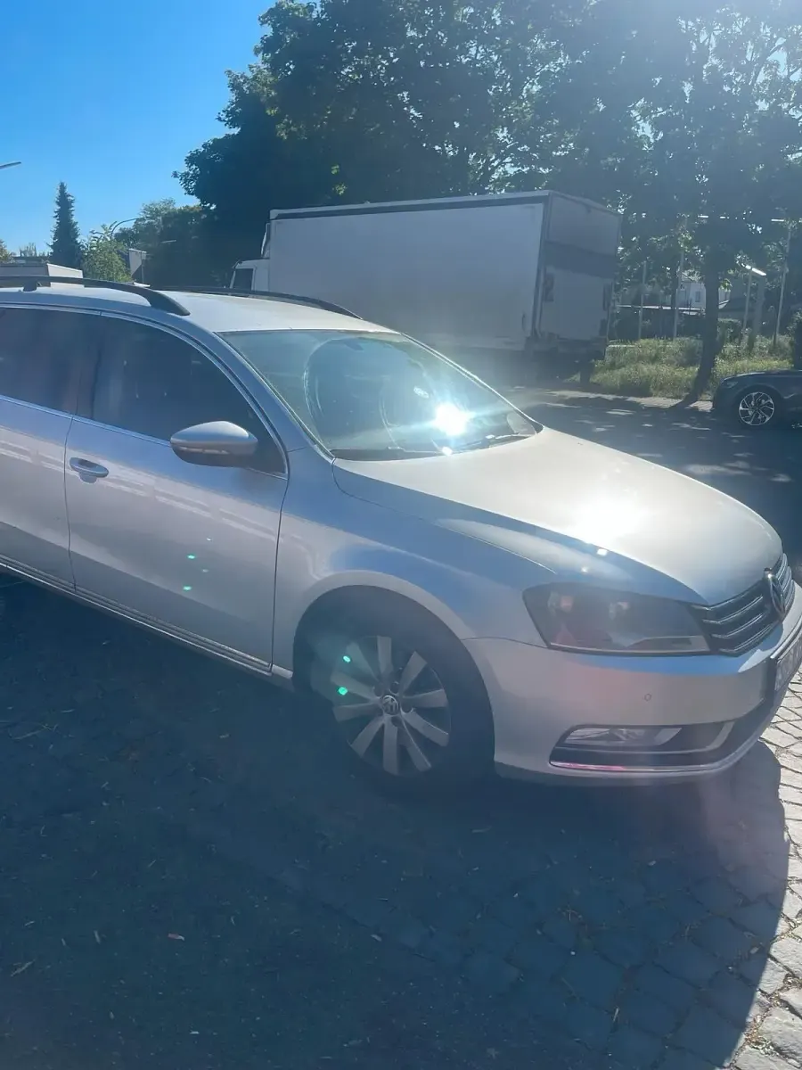 Usata VW Passat 140 CV (102 kW) 2012 Argento Station wagon