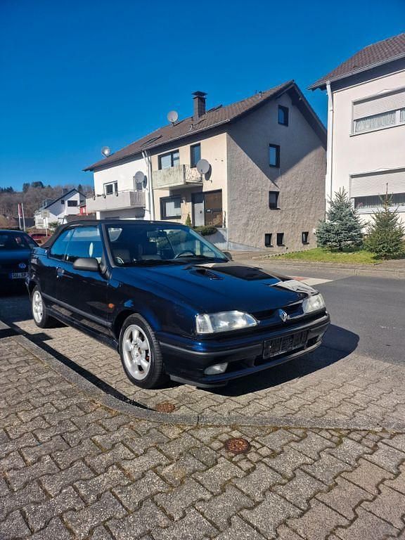 Gebraucht Renault 19 135 PS (99 kW) 1993 Blau Cabrio