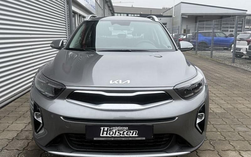 Neu Kia Stonic Vision 79 PS (58 kW) 2025 Grau SUV