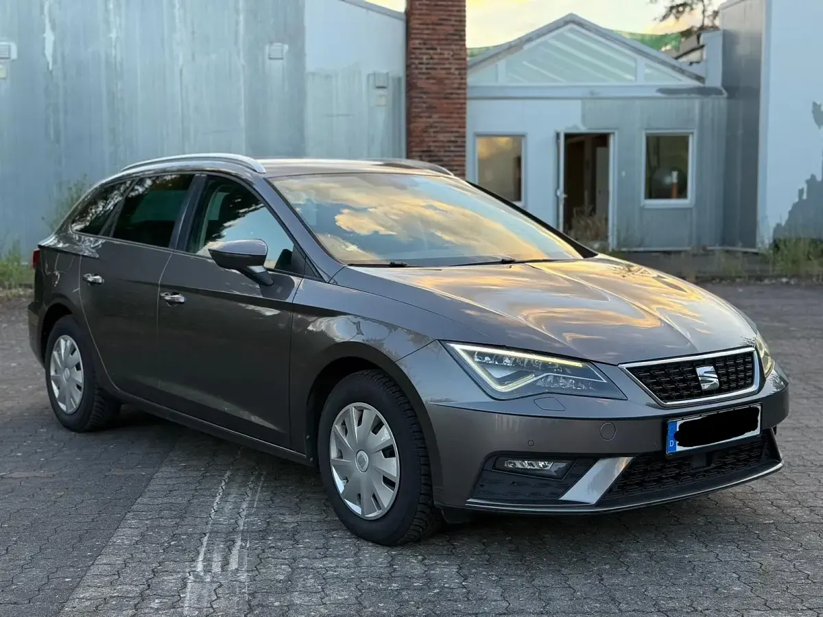 Gebraucht Seat Leon XCELLENCE 120 PS (88 kW) 2017 Grau Kombi