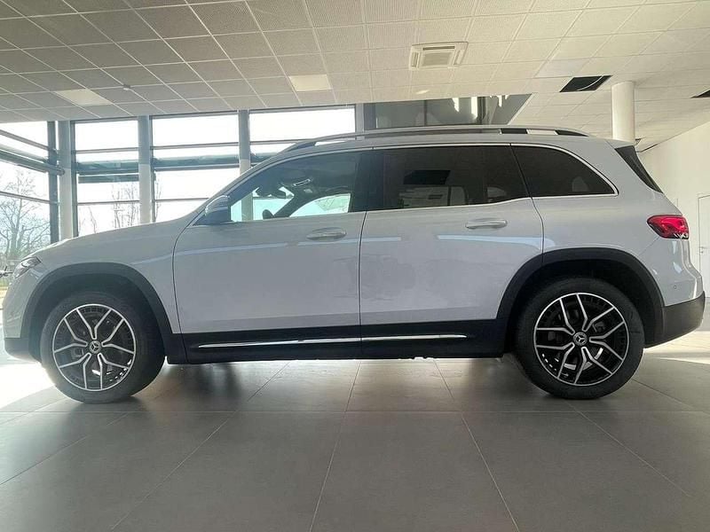 Gebraucht Mercedes EQB300 167 kW (228 PS) 2023 Digitalweiss  metalliclack SUV