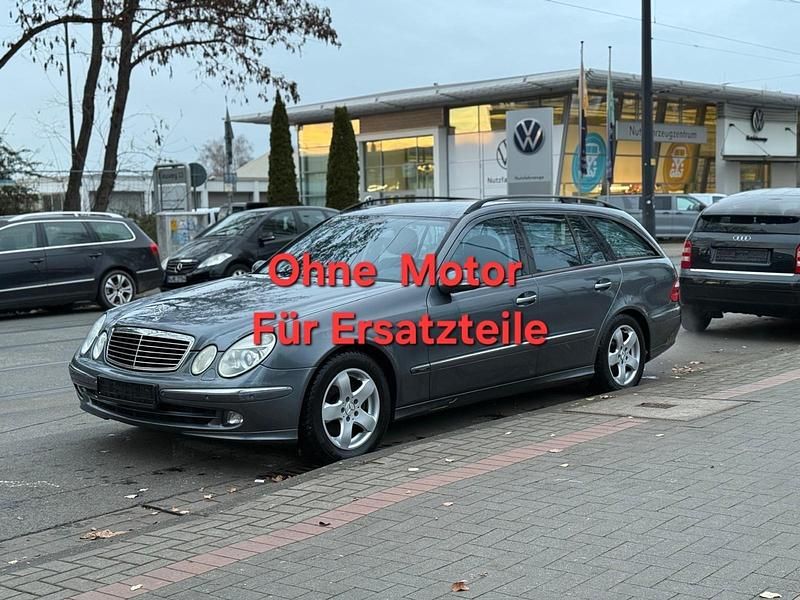 Grau Gebraucht 2005 Mercedes E280 Kombi | 1.000 € (Superpreis) - Bild 1/4