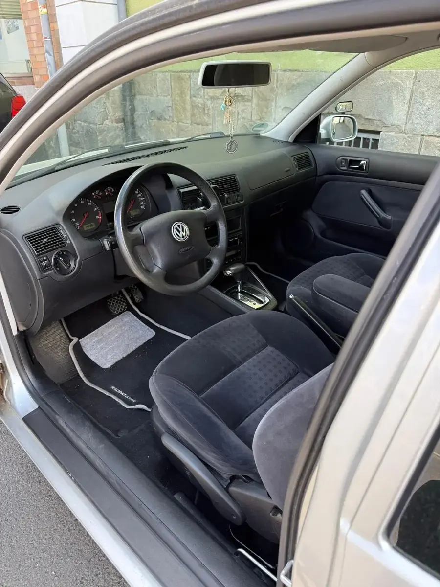 Używany VW Golf IV 101 KM (74 kW) 2000 Szary Hatchback