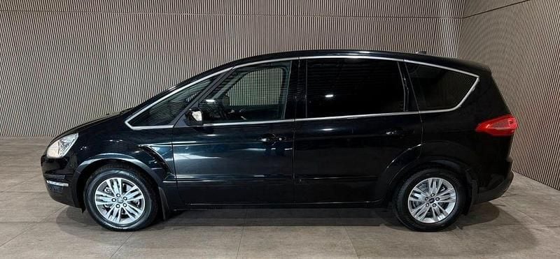 Gebraucht Ford S-MAX S 140 PS (102 kW) 2011 Schwarz Van / Kleinbus