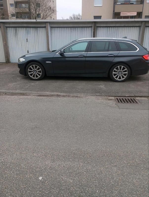 Gebraucht BMW 530 245 PS (180 kW) 2010 Grau Kombi