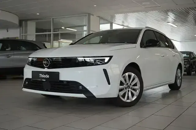 Gebraucht Opel Astra Elegance 131 PS (96 kW) 2023 Andere Kleinwagen
