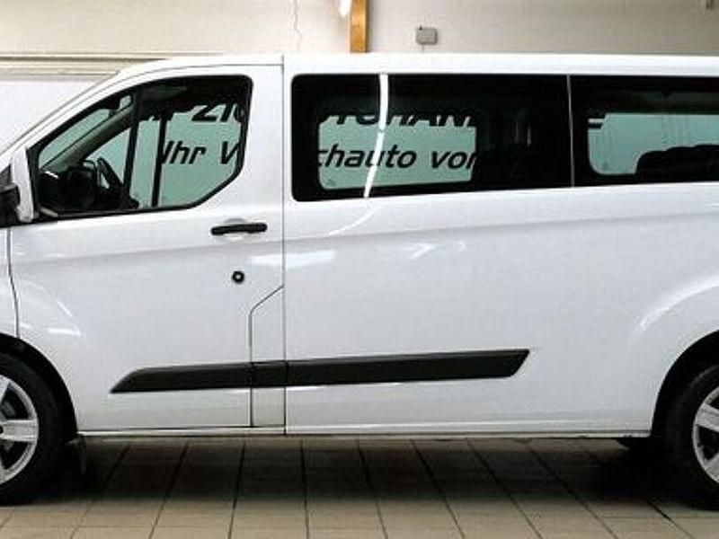 Gebraucht Ford Transit Custom 131 PS (96 kW) 2021 Frozen white Van / Kleinbus