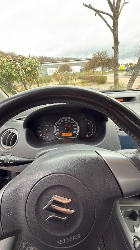 Gebraucht Suzuki Swift 98 PS (72 kW) 2007 Grau Kleinwagen