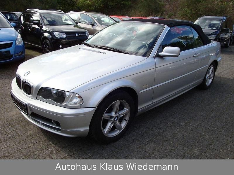 Titan silber Gebraucht 2001 BMW 320 Cabriolet M Sport Cabrio | 12.500 € (Etwas zu teuer) - Bild 1/4