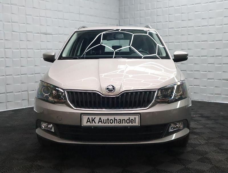 Gebraucht Skoda Fabia Ambition 95 PS (69 kW) 2017 Beige Kombi