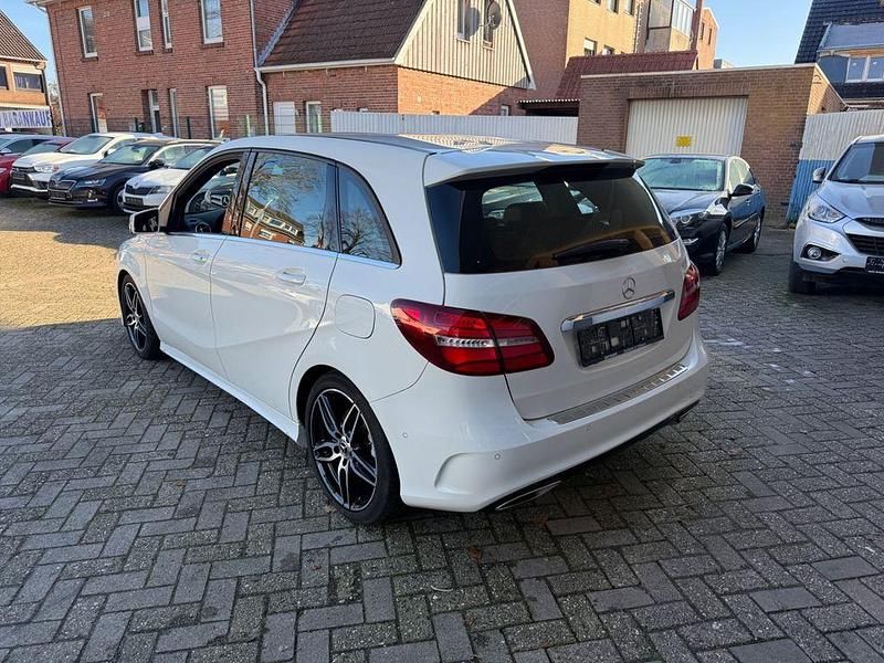 Gebraucht Mercedes B220 AMG line 170 PS (125 kW) 2018 Weiß Kleinwagen