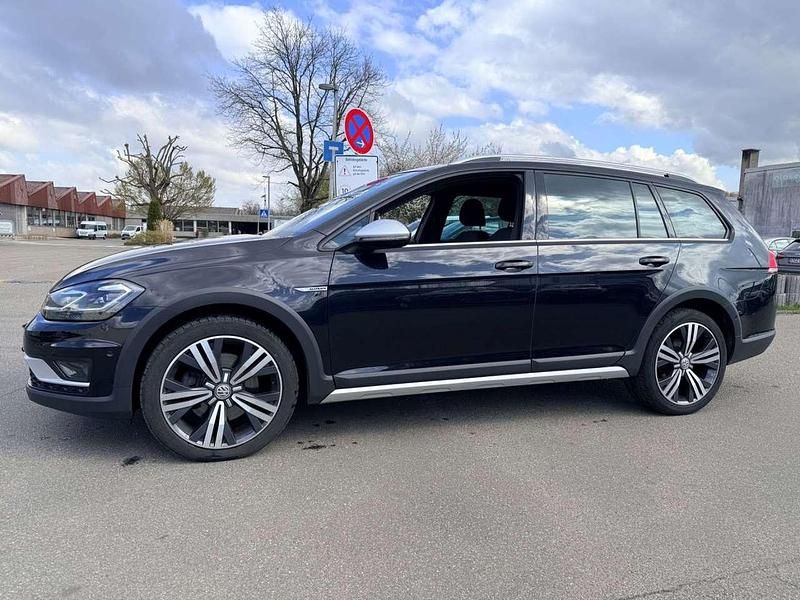 Gebraucht VW Golf Alltrack 184 PS (135 kW) 2017 Schwarz Kombi