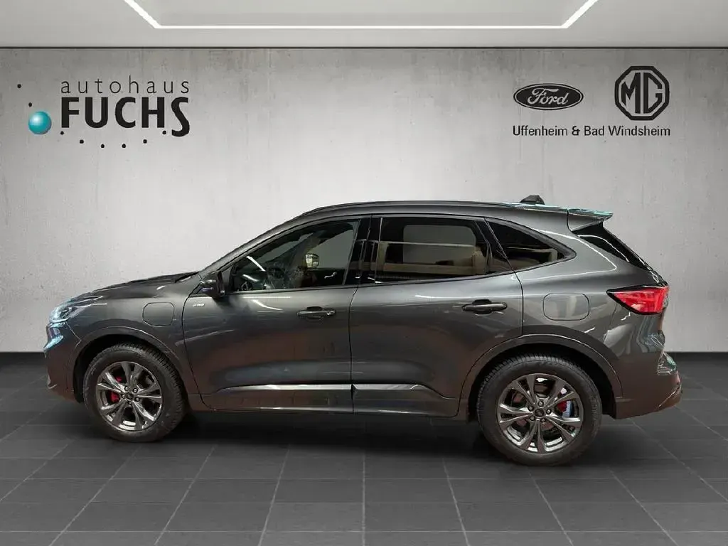 Gebraucht Ford Kuga ST-Line 152 PS (111 kW) 2022 Grau SUV