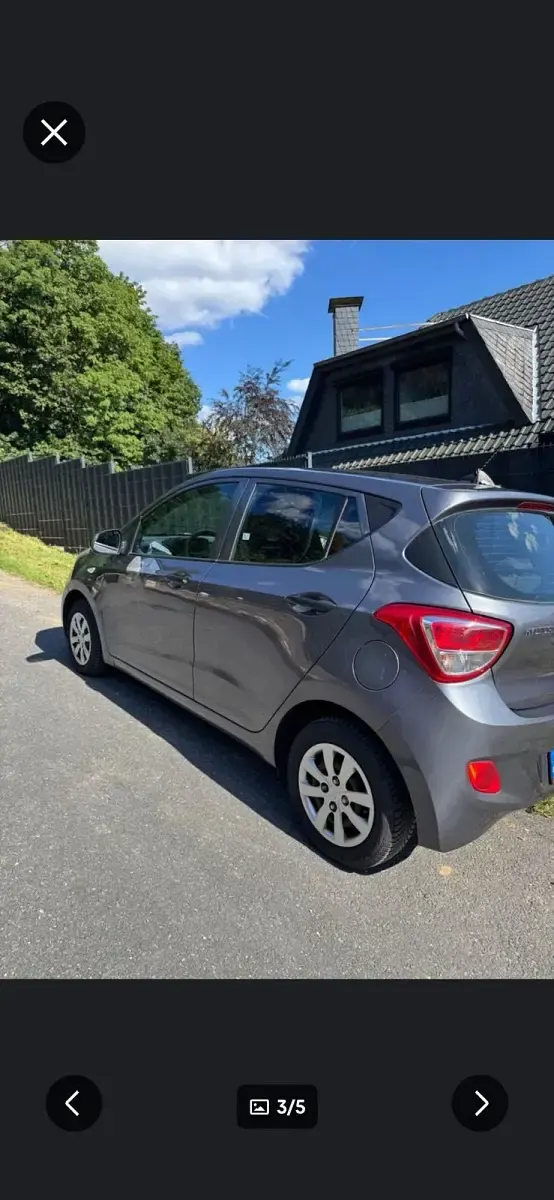 Gebraucht Hyundai i10 Classic 67 PS (49 kW) 2015 Grau Kleinwagen