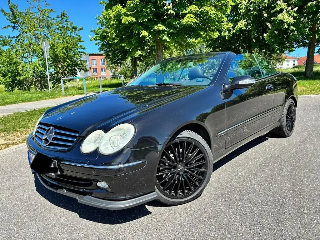 Gebraucht Mercedes CLK320 Avantgarde 218 PS (160 kW) 2003 Schwarz Cabrio