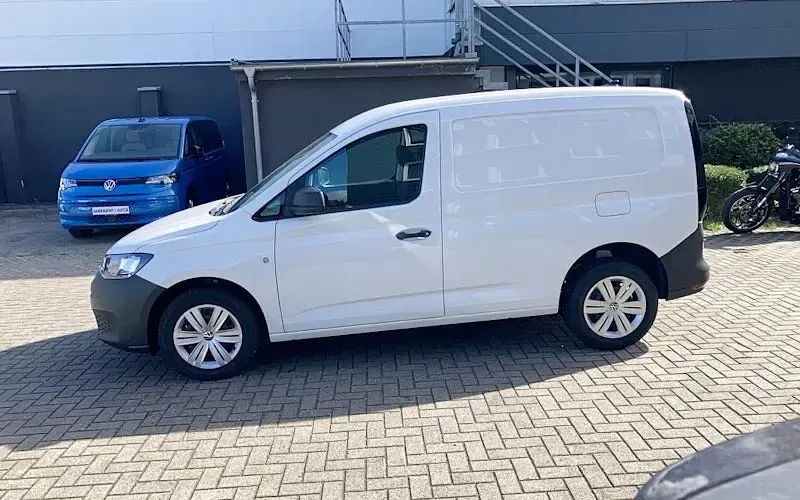 Neu VW Caddy 116 PS (85 kW) 2025 Weiß Van / Kleinbus