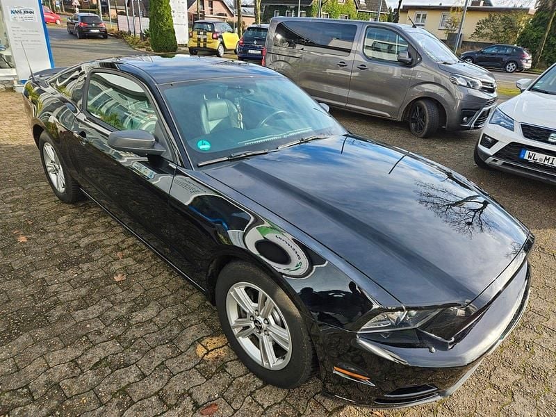 Gebraucht Ford Mustang 309 PS (227 kW) 2014 Schwarz Coupé