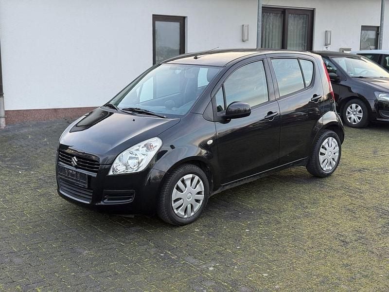 Schwarz Gebraucht 2009 Suzuki Splash Basic Kleinwagen | 3.200 € (Fairer Preis) - Bild 1/4