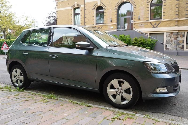 Gebraucht Skoda Fabia 95 PS (69 kW) 2017 Andere farben Kleinwagen