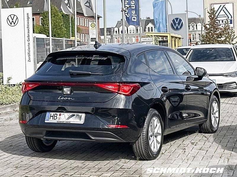 Gebraucht Seat Leon Style 150 PS (110 kW) 2025 Schwarz Cabrio