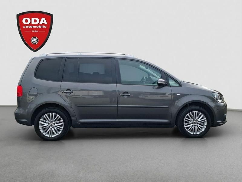 Gebraucht VW Touran Cup 140 PS (102 kW) 2014 Pepper grey Van / Kleinbus