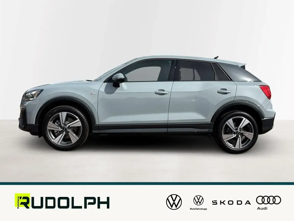 Neu Audi Q2 S-Line 150 PS (110 kW) 2026 Grau SUV