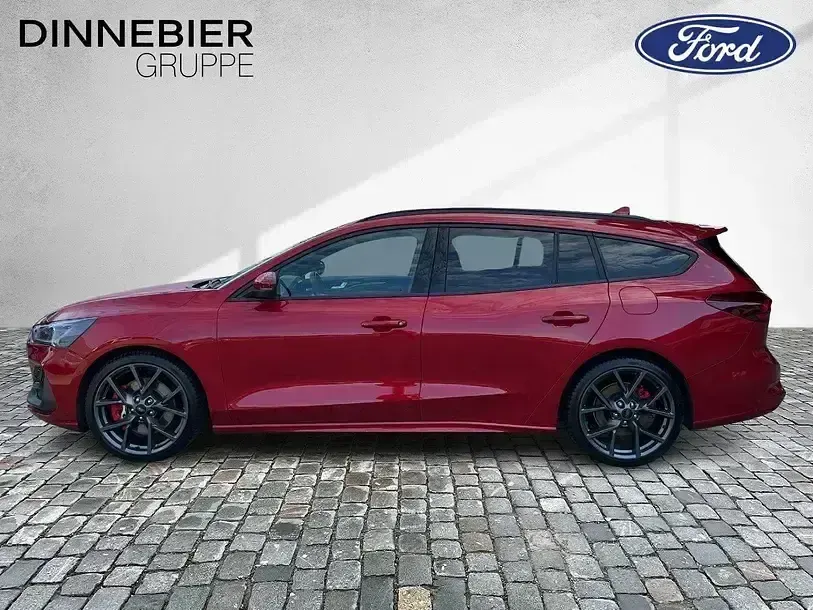 Gebraucht Ford Focus ST 280 PS (205 kW) 2025 Rot (metallic) Kombi