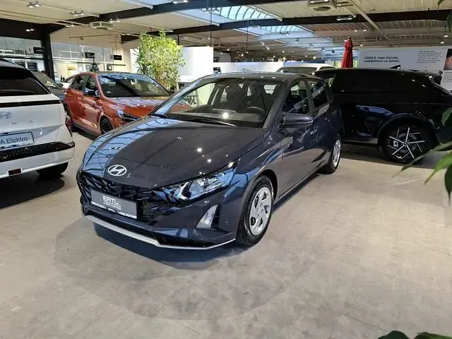 Gebraucht Hyundai i20 Select 101 PS (74 kW) 2022 Andere farbe Kleinwagen