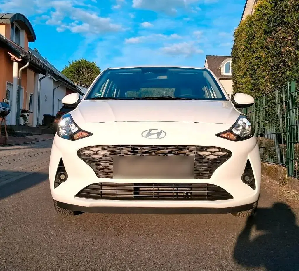 Neu Hyundai i10 63 PS (46 kW) 2025 Weiß Kleinwagen