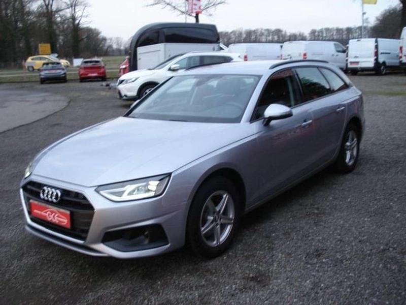 Gebraucht Audi A4 Basis 150 PS (110 kW) 2020 Florettsilber metallic Kombi