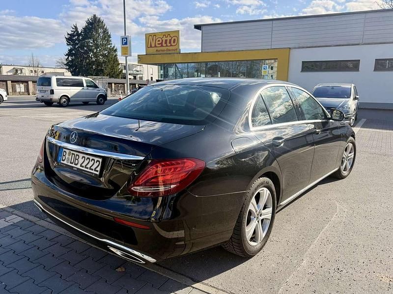 Gebraucht Mercedes E200 Avantgarde 184 PS (135 kW) 2017 Limousine