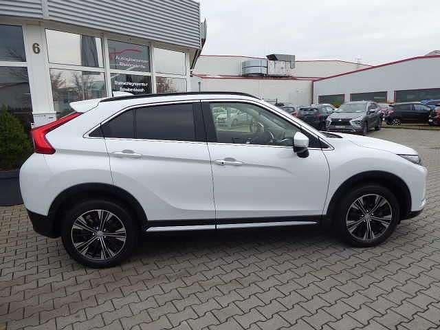 Gebraucht Mitsubishi Eclipse Cross Edition 163 PS (119 kW) 2018 Perlmuttweiß SUV