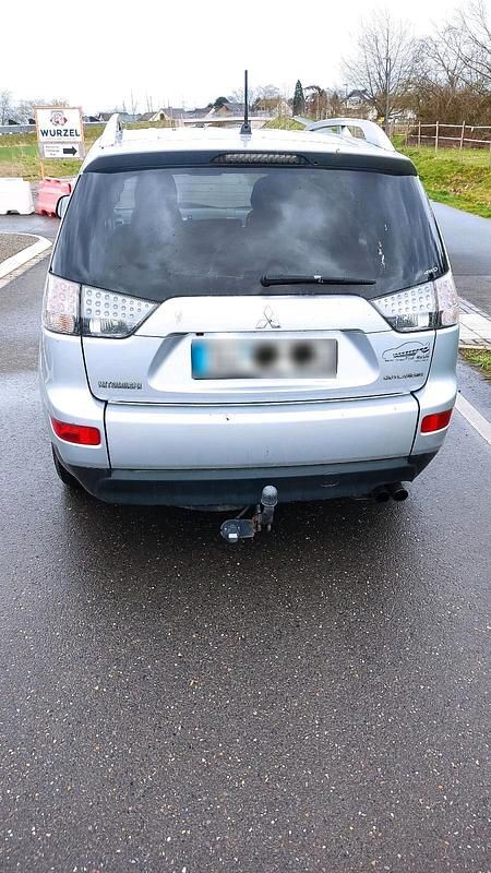 Gebraucht Mitsubishi Outlander 156 PS (114 kW) 2007 Silber SUV