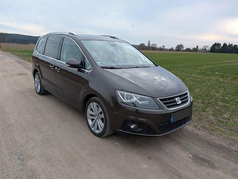 Gebraucht Seat Alhambra Style Plus 184 PS (135 kW) 2016 Braun Van / Kleinbus