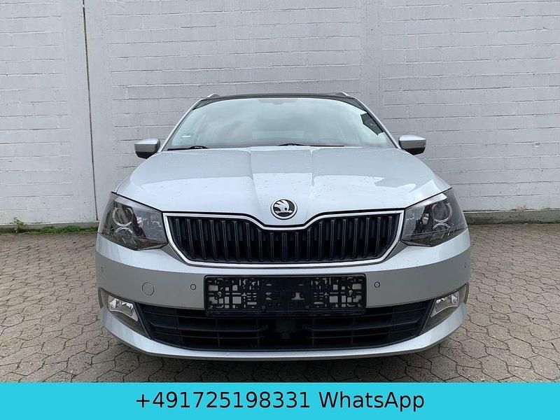 Silber Gebraucht 2018 Skoda Fabia Style Kombi | 7.700 € (Fairer Preis) - Bild 1/4
