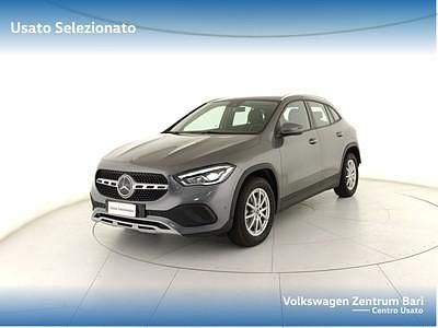 Grigio Gebraucht 2021 Mercedes GLA200 Business SUV | 31.800 € (Fairer Preis) - Bild 1/1