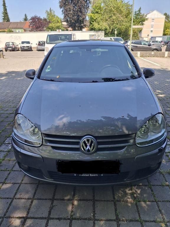 Silber Gebraucht 2008 VW Golf V United Limousine | 2.900 € (Fairer Preis) - Bild 1/4