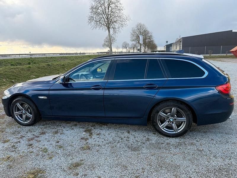 Gebraucht BMW 520 184 PS (135 kW) 2012 Blau Kombi