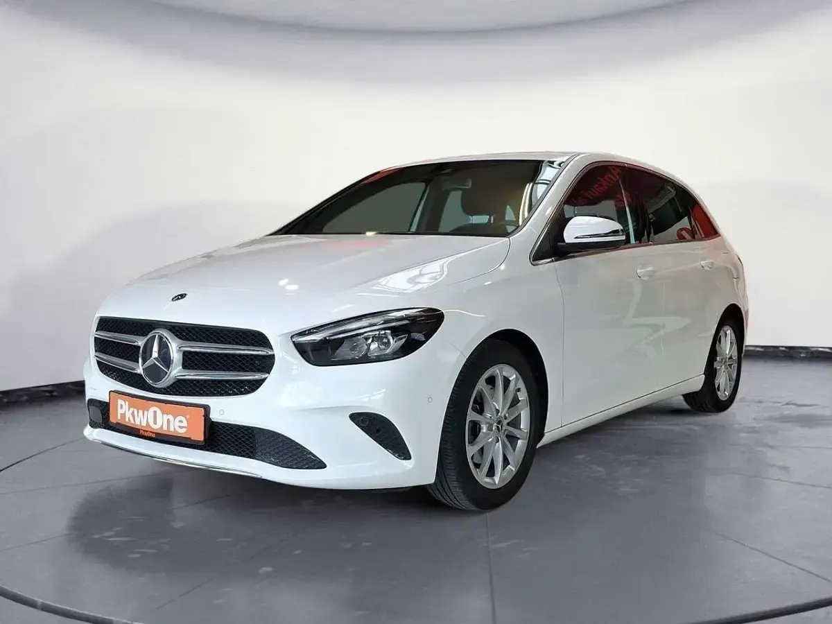 Gebraucht Mercedes B200 163 PS (119 kW) 2020 Kleinwagen